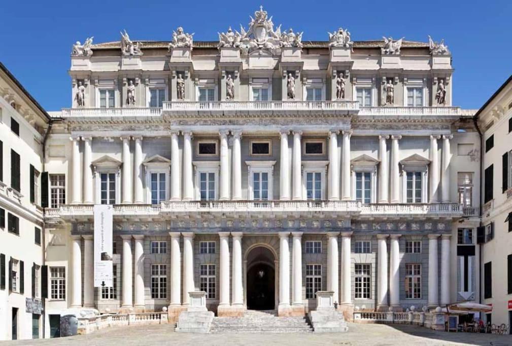 Luminoso Appartamento Nel Cuore Di Genova+Balcone Extérieur photo