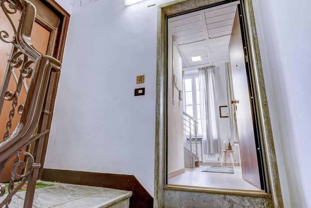 Luminoso Appartamento Nel Cuore Di Genova+Balcone Extérieur photo